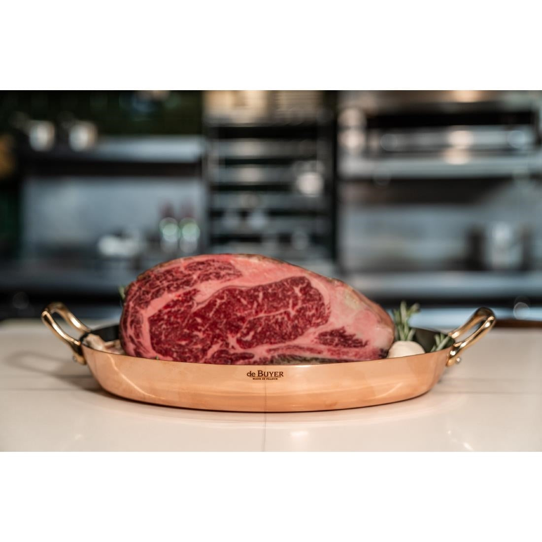 HZ641 - De Buyer Inocuivre Oval Dish with Brass Handles 32cm