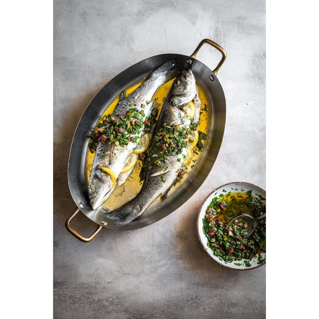 HZ641 - De Buyer Inocuivre Oval Dish with Brass Handles 32cm