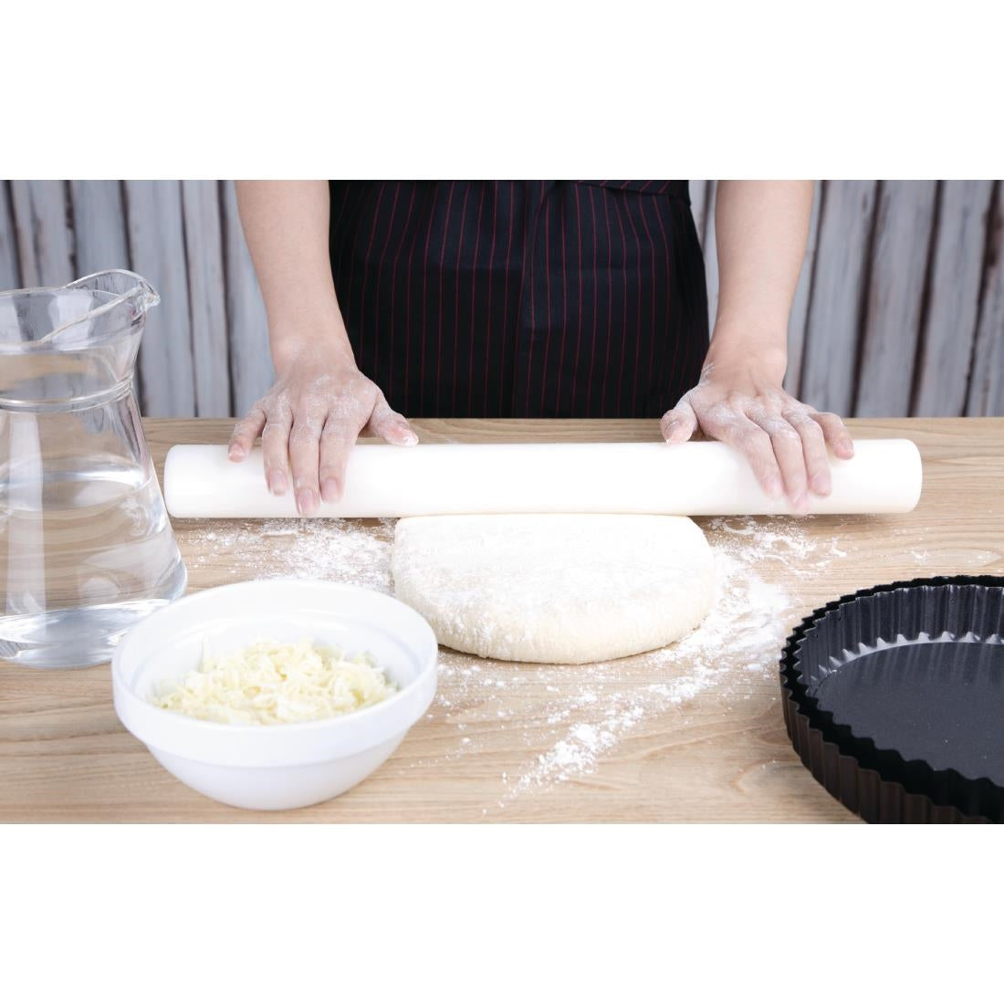 J174 Vogue Polyethylene Rolling Pin 46cm