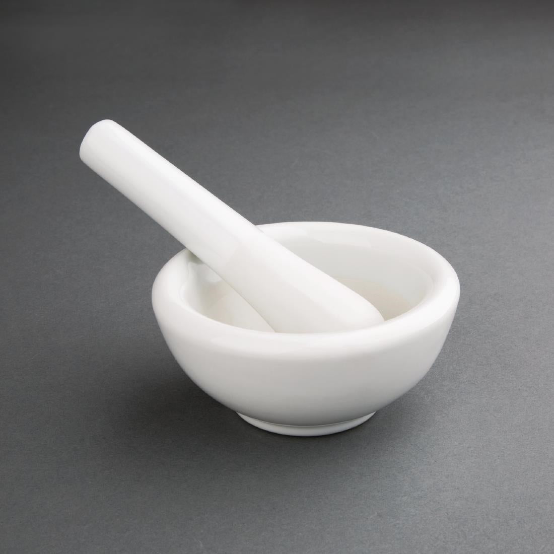 J923 Vogue Porcelain Pestle and Mortar