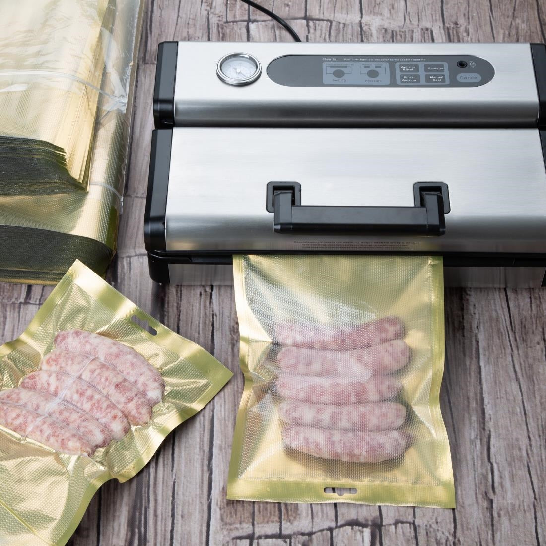 JA023 Vogue Gold Embossed Vacuum Pouches 300x400mm (Pack 100)