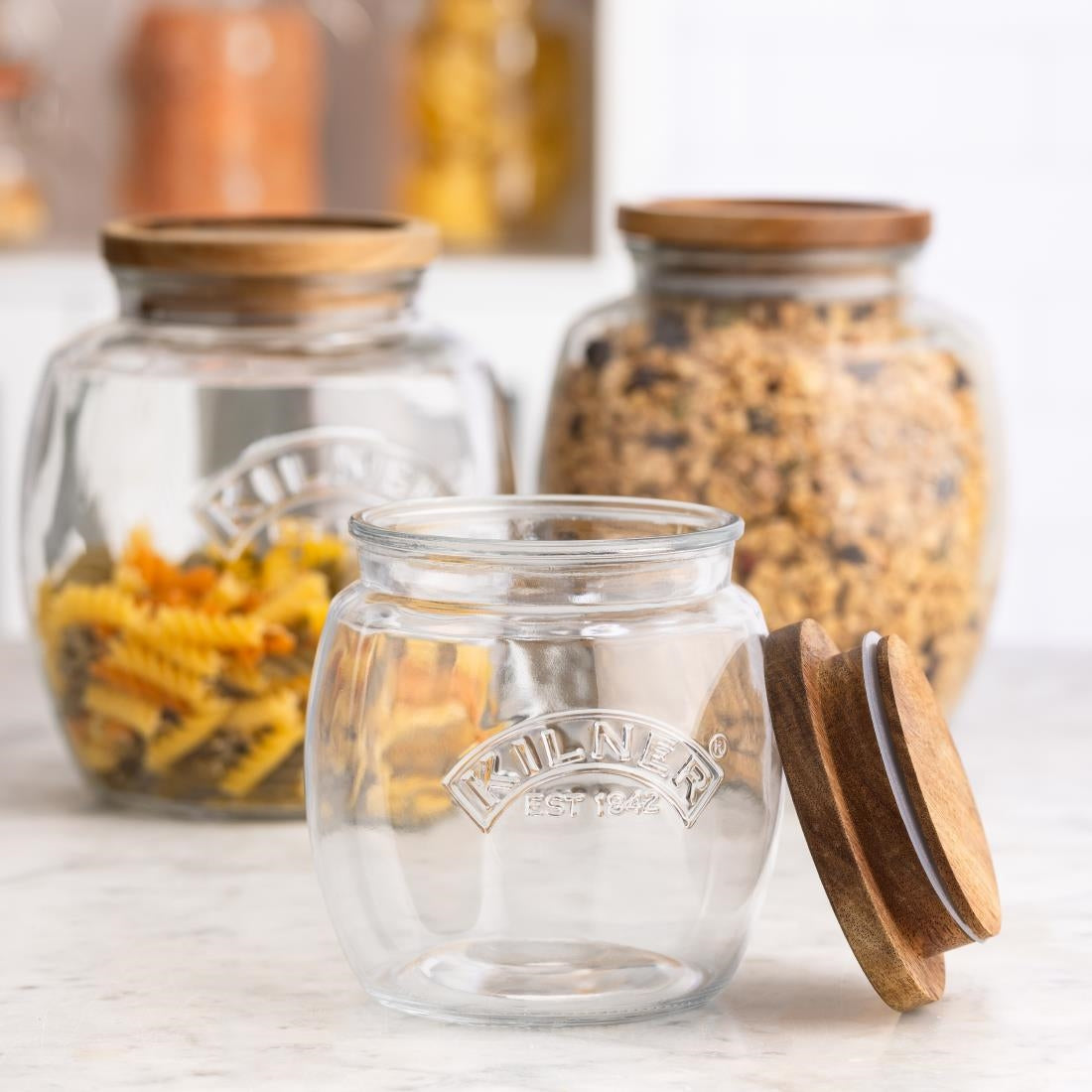 JA603 - Kilner Universal Jar with Acacia Wooden Lid 850ml