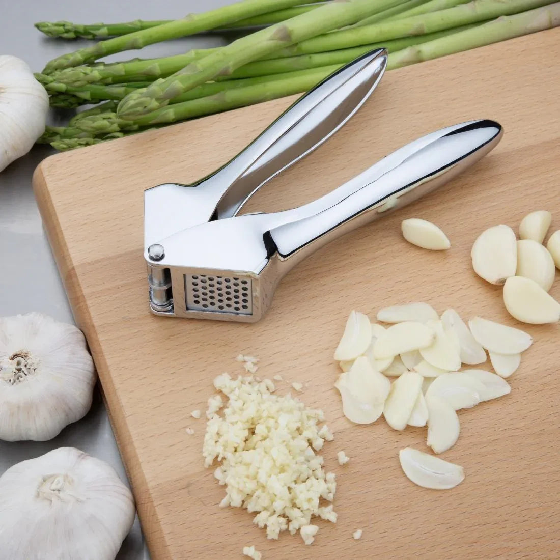 JB019 Vogue Heavy Duty St/St Garlic Press