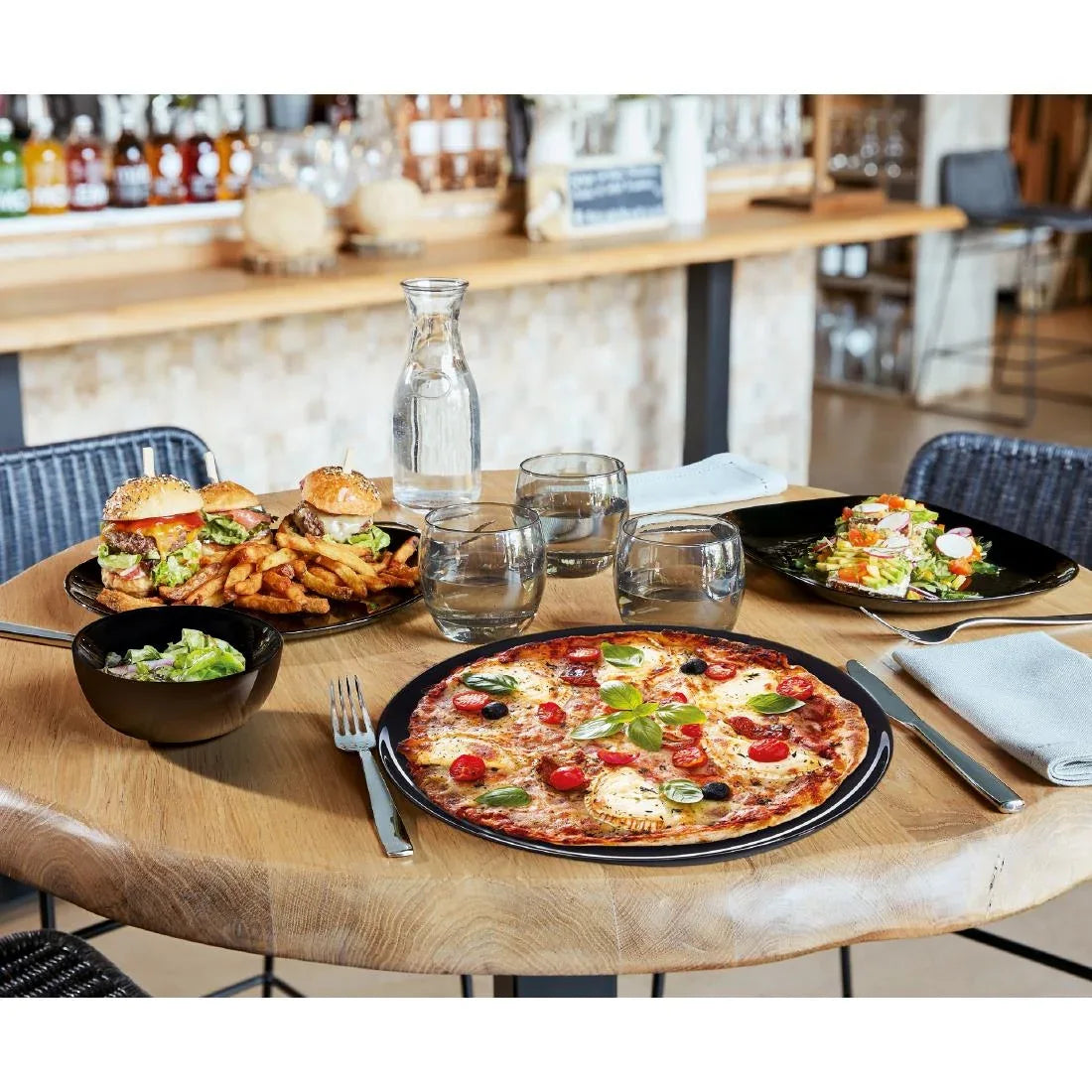 JB092 Arcoroc Evolutions Pizza Plates - White 320mm (12 Pack)