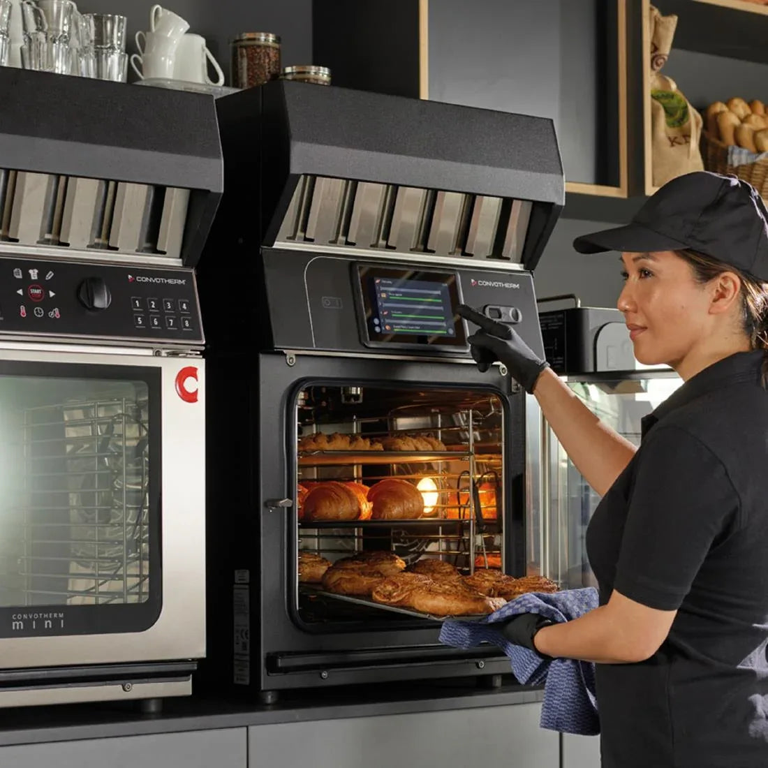 JB317 Convotherm Mini Black 6.06 Electric Easytouch Combi Oven (Direct)