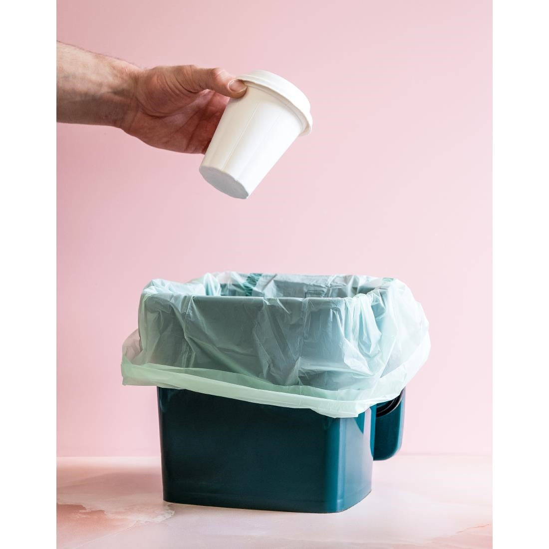 JB827 Vegware Compostable Food Caddy Bin Bag - 8L (Roll 25)