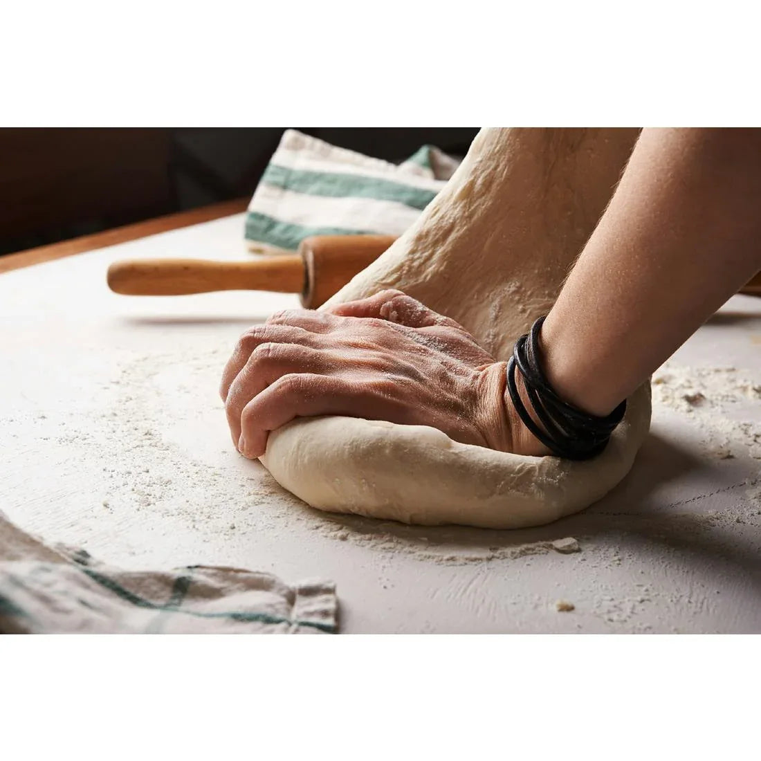 JB990 Delivita Dough Balls (Pack 12) (Direct)