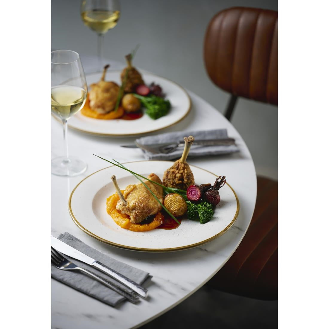 JC751 Stonecast Barley White Profile Plate - 260mm (Pack 12) (Direct)