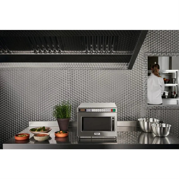 JD009  Panasonic NE1864 1800W Programmable Inverter Microwave