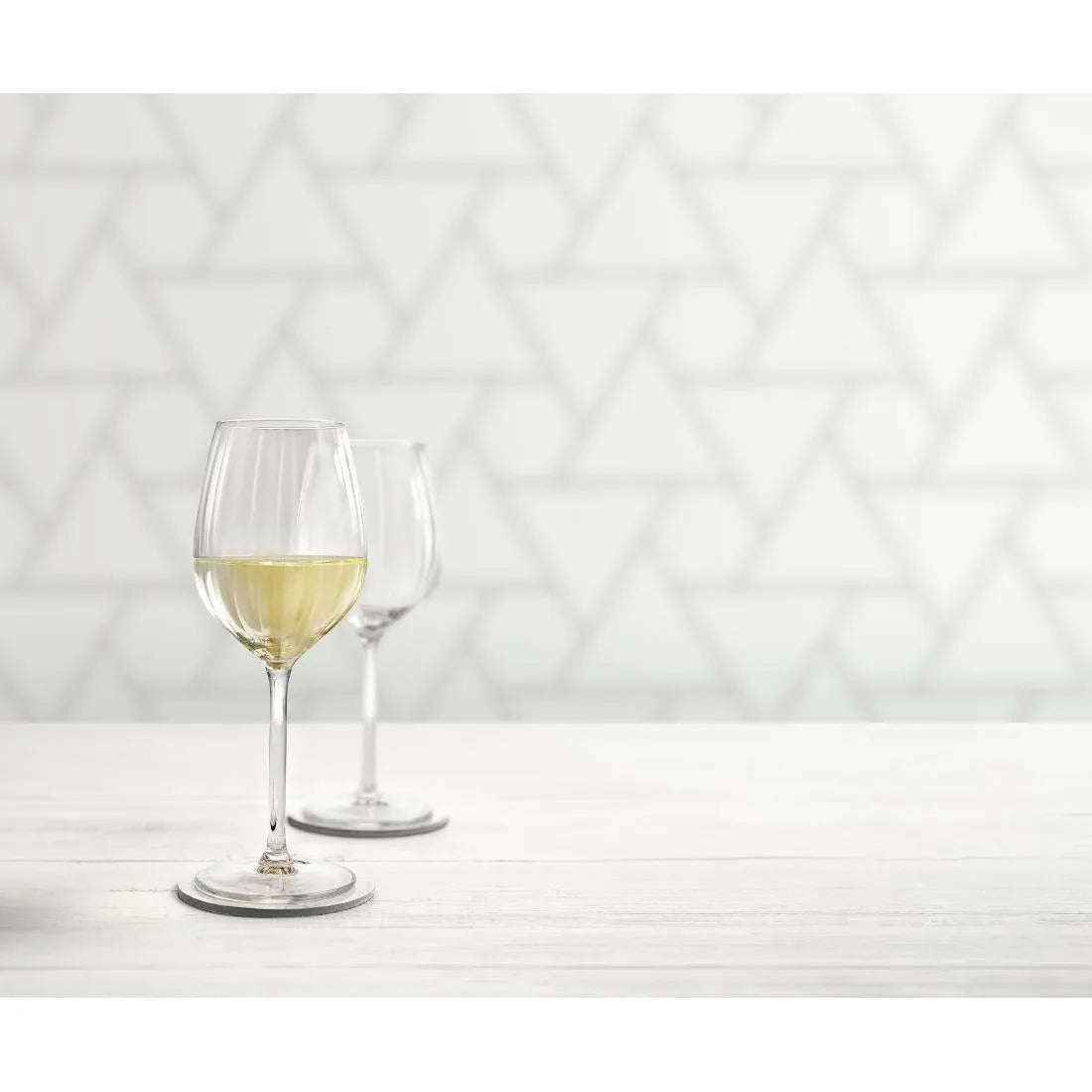 JD368 - Royal Leerdam Adora Wine Glasses 380ml/13.25oz (6 Pack)