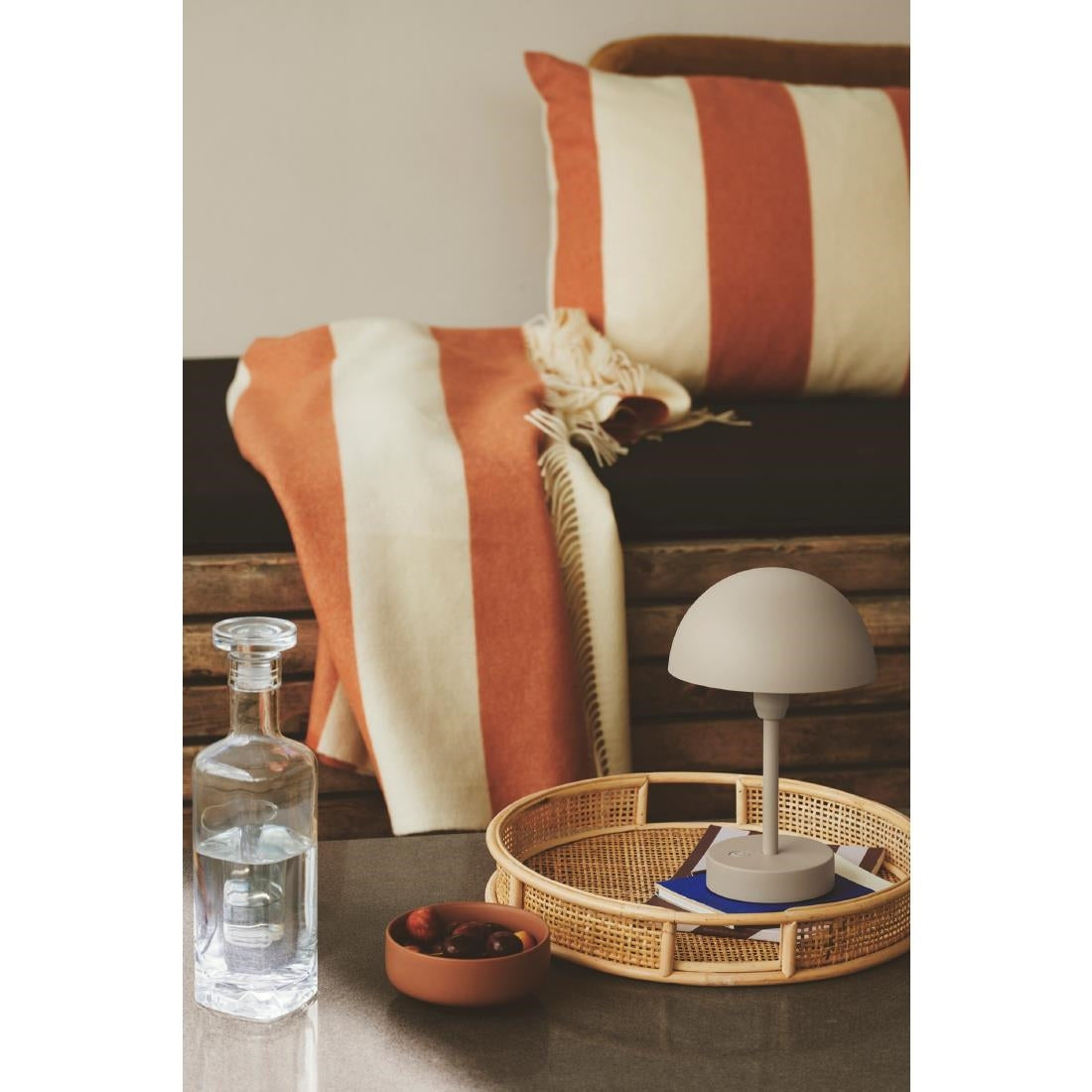 JE770 Nordlux Ellen To-Go Outdoor Battery Light Beige (Direct)