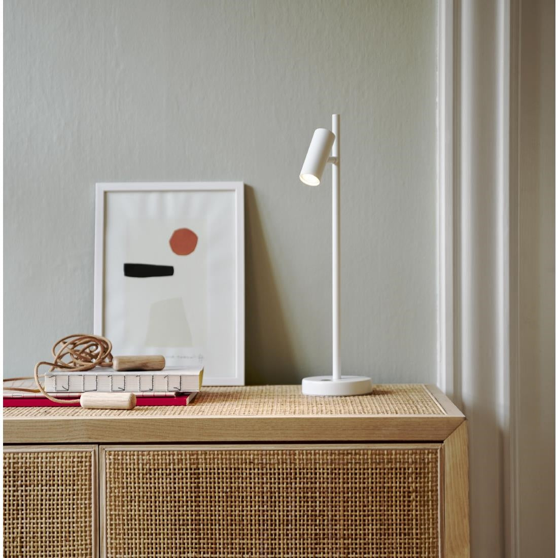 JE816 Nordlux Omari Indoor Table Lamp White (Direct)