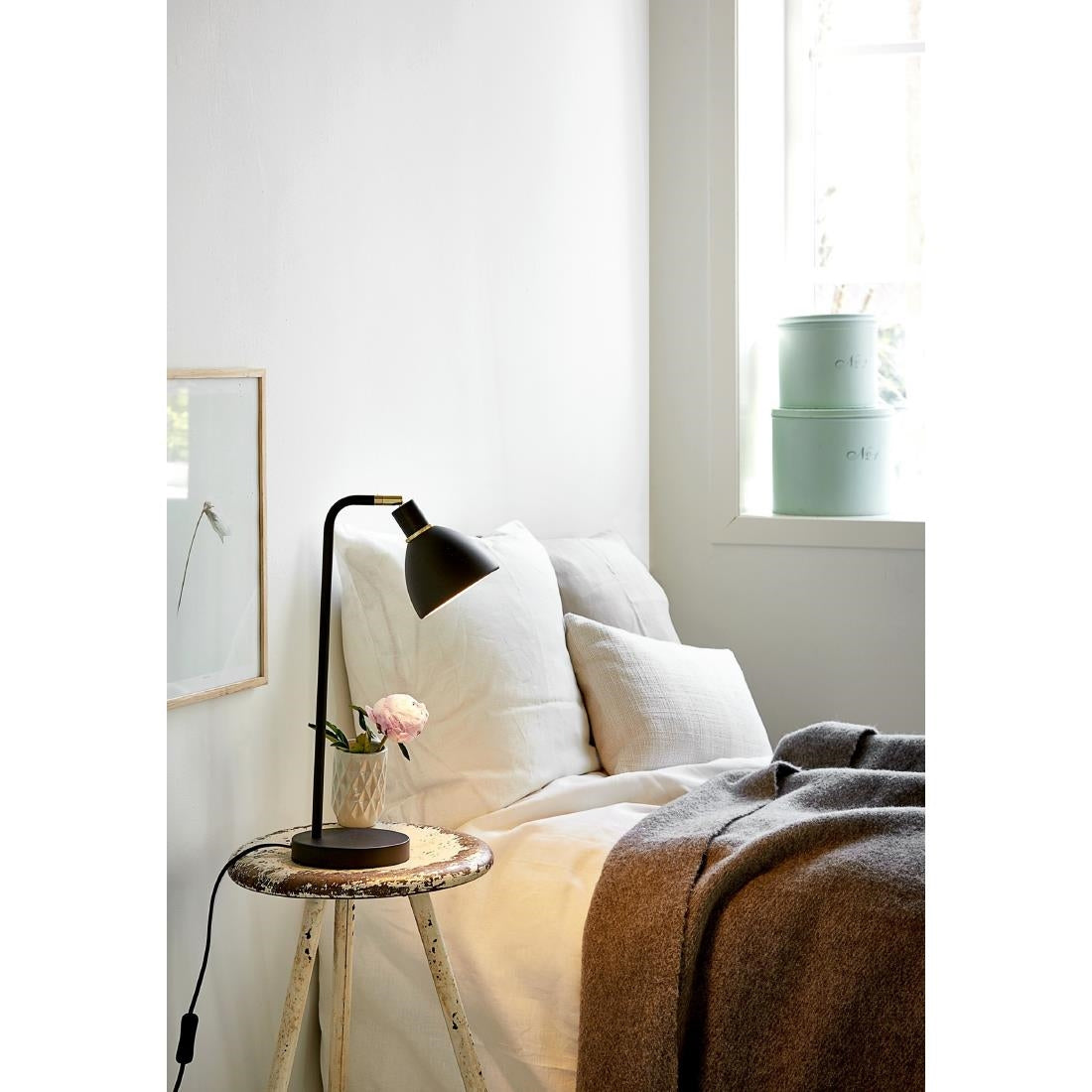 JE831 Nordlux Ray Indoor Table Lamp Black (Direct)