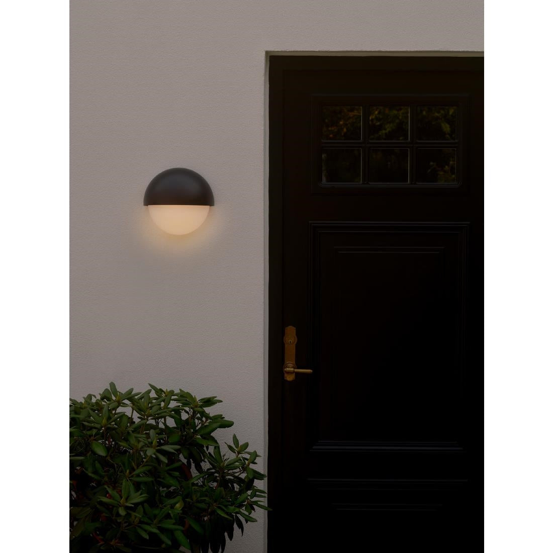 JE838 Nordlux Scorpius Maxi Round Outdoor Wall Light Black (Direct)