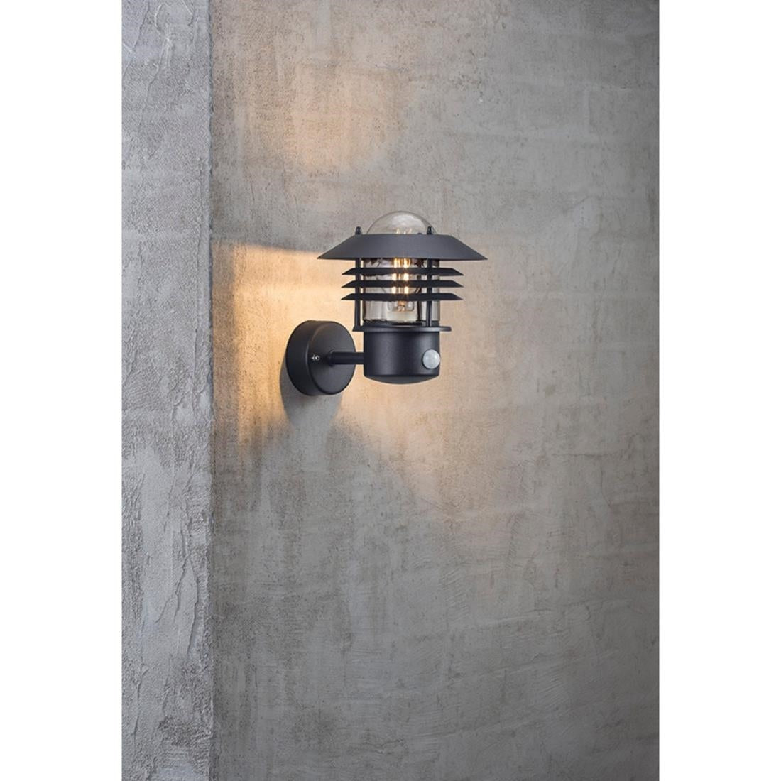 JE865 Nordlux Vejers Sensor Outdoor Wall Light Black (Direct)