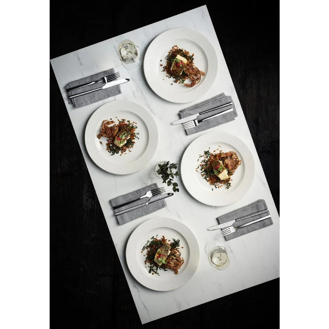 JF605 Churchill Viana White Plate - 210mm (Pack 12) (Direct)
