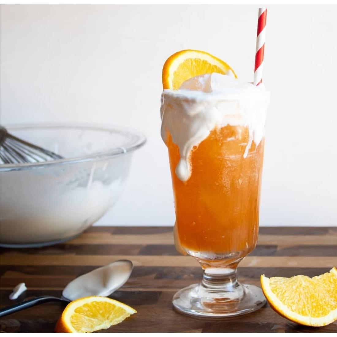 JF814 Embassy Footed - 296ml (Pack 24)