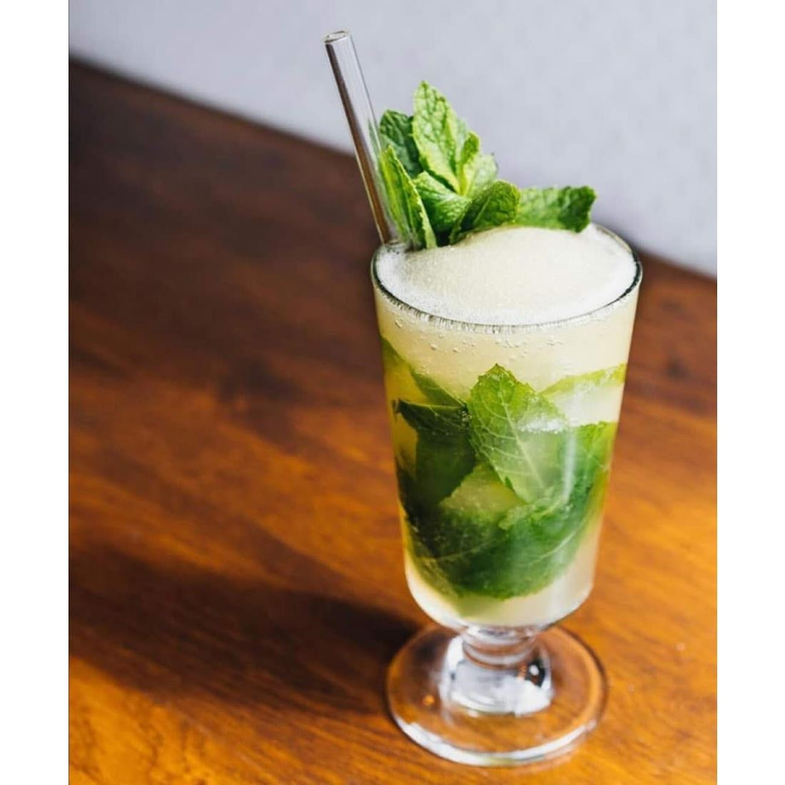 JF814 Embassy Footed - 296ml (Pack 24)