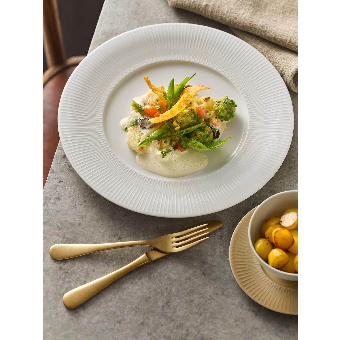 JF866 Vibes Rimmed Plate - 230mm (Pack 6)