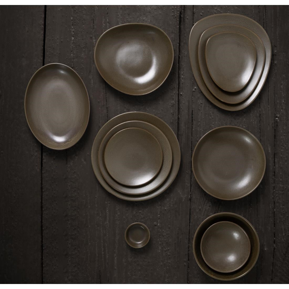 Olympia Ember Oval Bowls Mahogany 265x200mm (4 Pack)