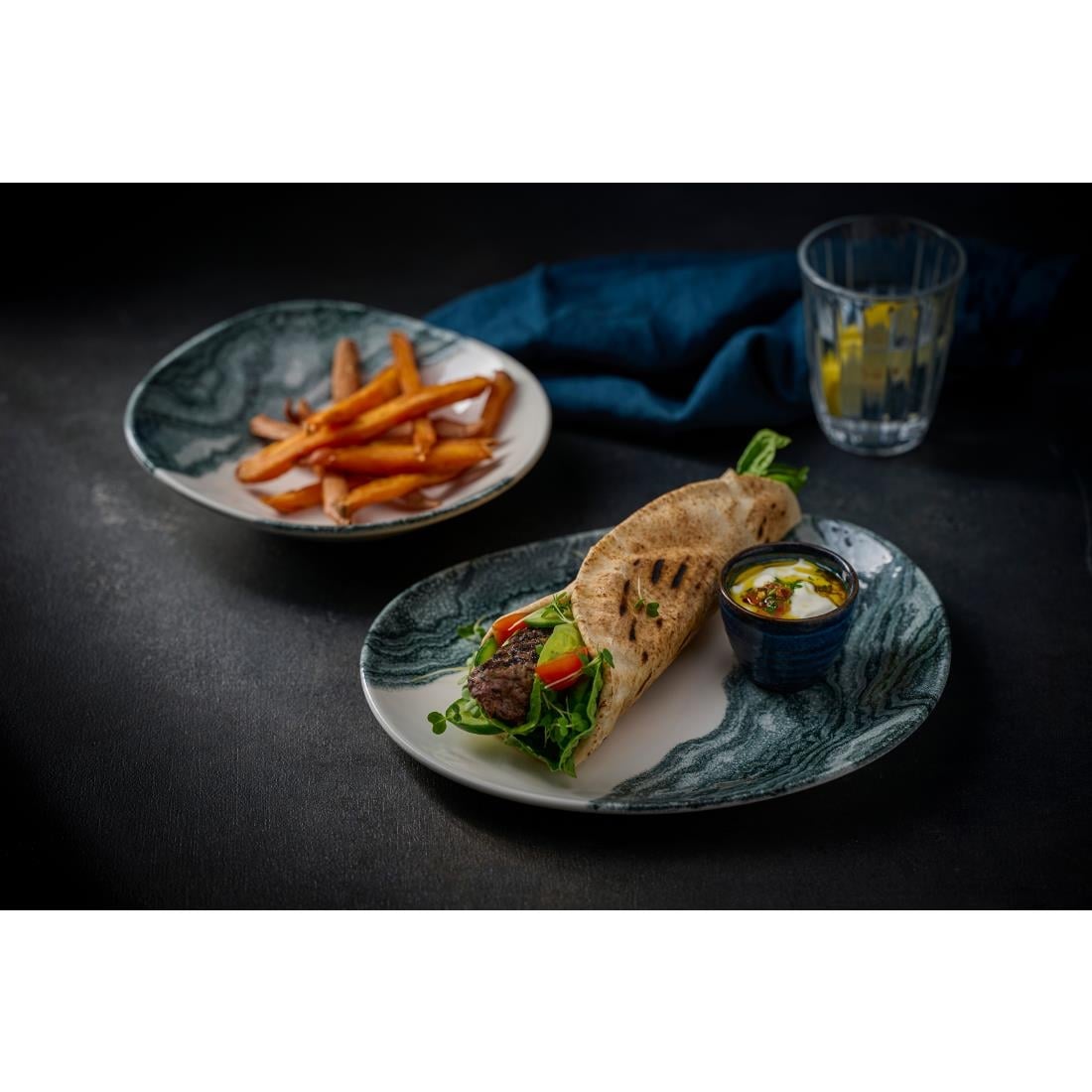 Churchill Inked Tide Opal Plates Black 185mm (12 Pack)
