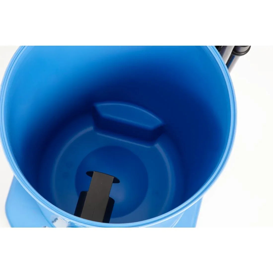 L922 Numatic Professional Wet and Dry Vacuum Cleaner WV470 - JD Catering Equipment Solutions Ltd