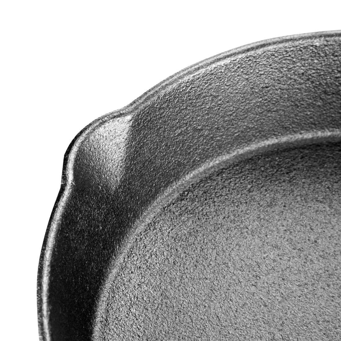 M654 Vogue Round Cast Iron Skillet Pan 203mm - JD Catering Equipment Solutions Ltd