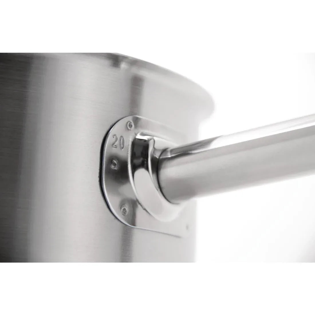 M946 Vogue Stainless Steel Saucepan 8Ltr - JD Catering Equipment Solutions Ltd