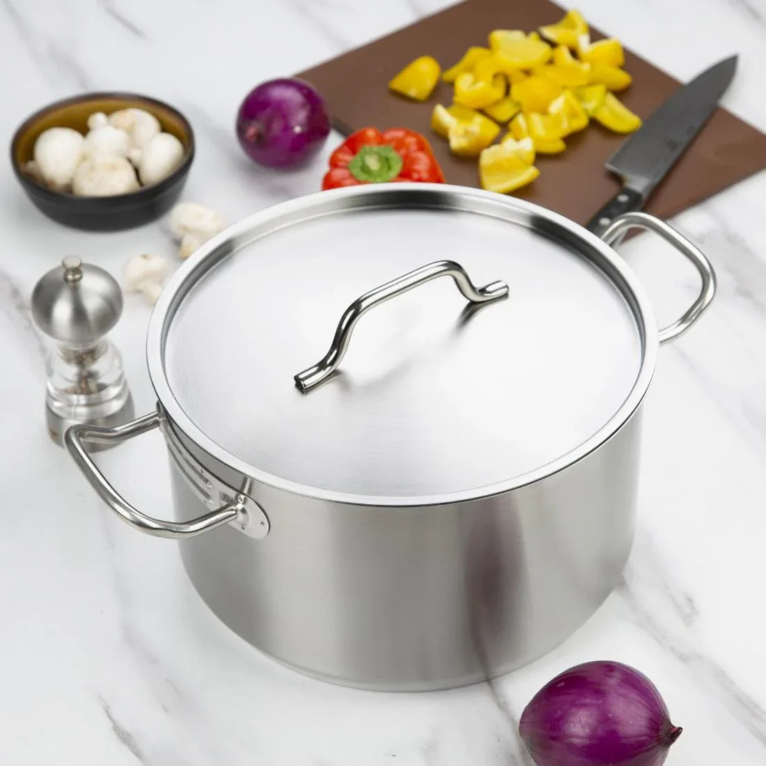 M951 Vogue Stainless Steel Saucepan Lid 280mm - JD Catering Equipment Solutions Ltd