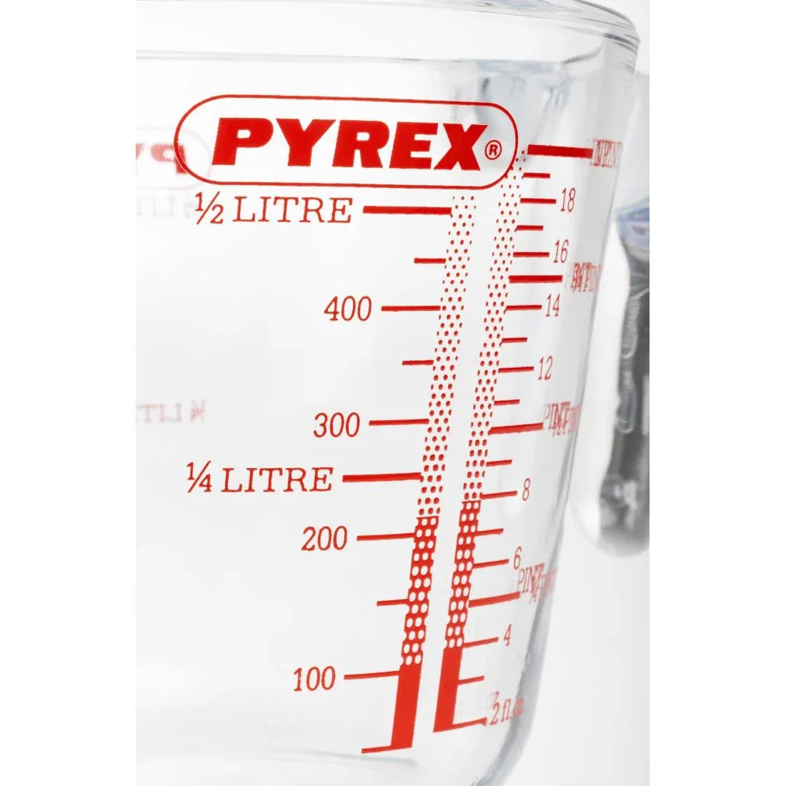 P586 Pyrex Measuring Jug 500ml - JD Catering Equipment Solutions Ltd