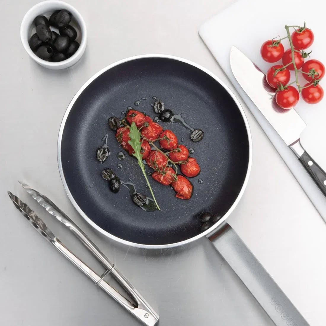 HT978 Vogue Aluminium Non-stick Teflon Platinum Plus Frying Pan 24cm