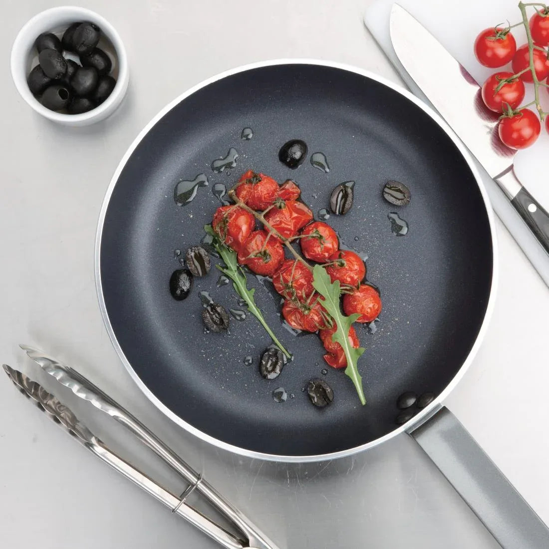 HT980 - Vogue Aluminium Non-Stick Teflon Platinum Plus Frying Pan 28cm