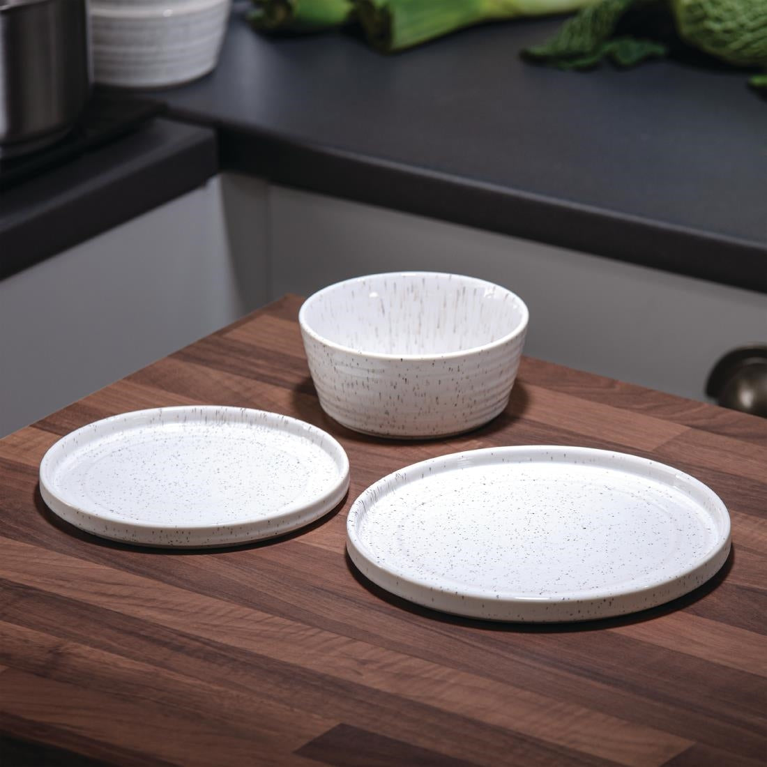 SA621 Olympia Cavolo Serve Like A Pro 18-Piece White Speckle Dinner Set