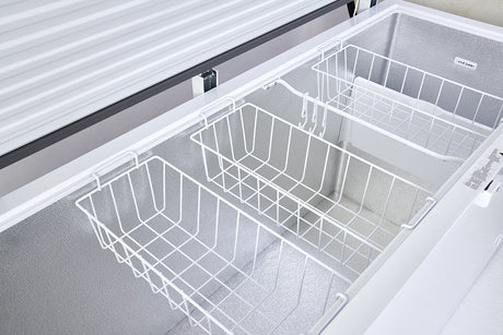 Sterling Pro Green SPC465SS Chest Freezer with Stainless Steel Lid 469 Litres