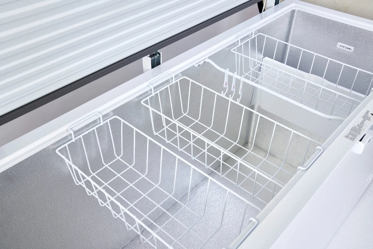 Sterling Pro Green SPC570 Chest Freezer / Chiller / Fridge 572 Litres