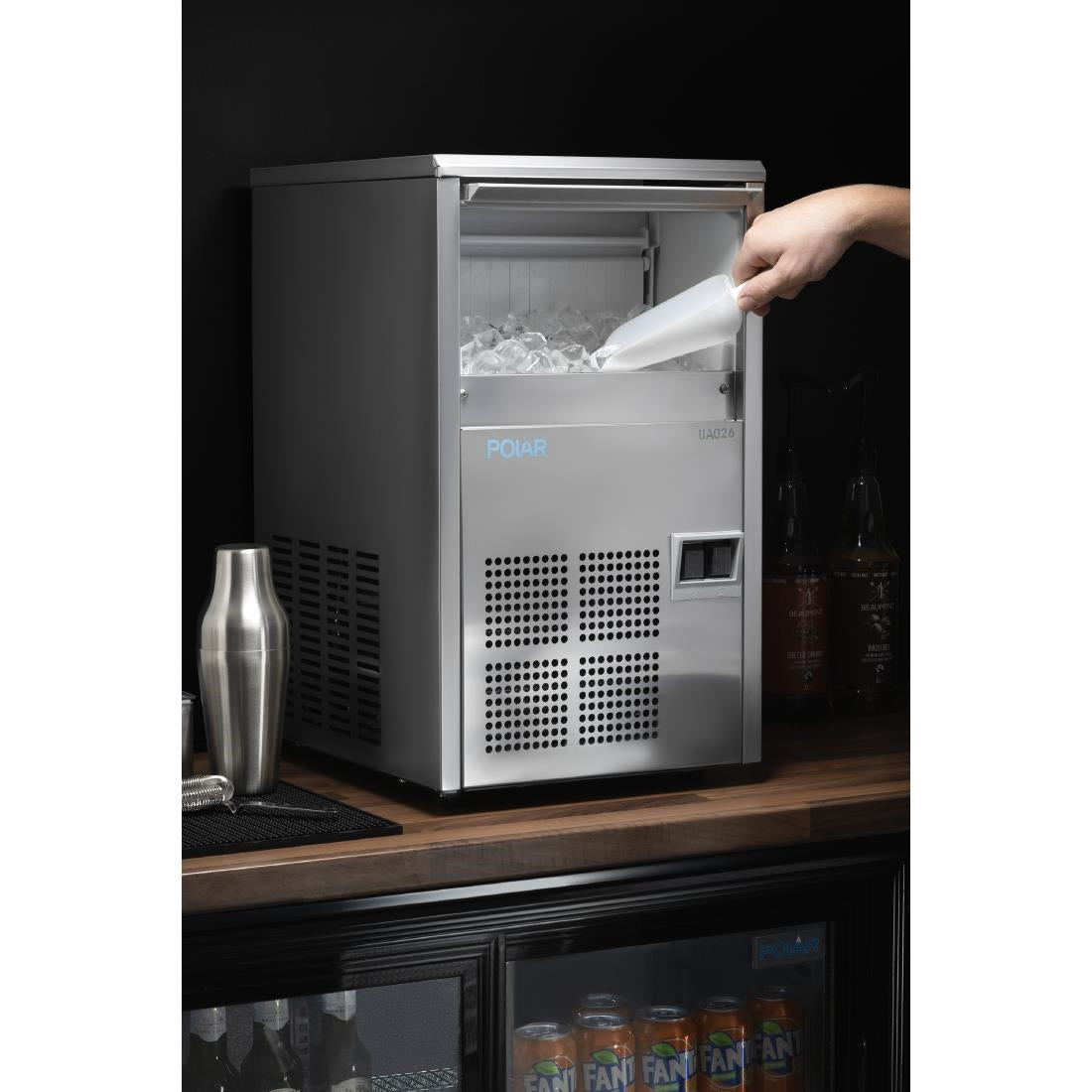 UA026 Polar U-Series Spray Ice Maker 21kg Output