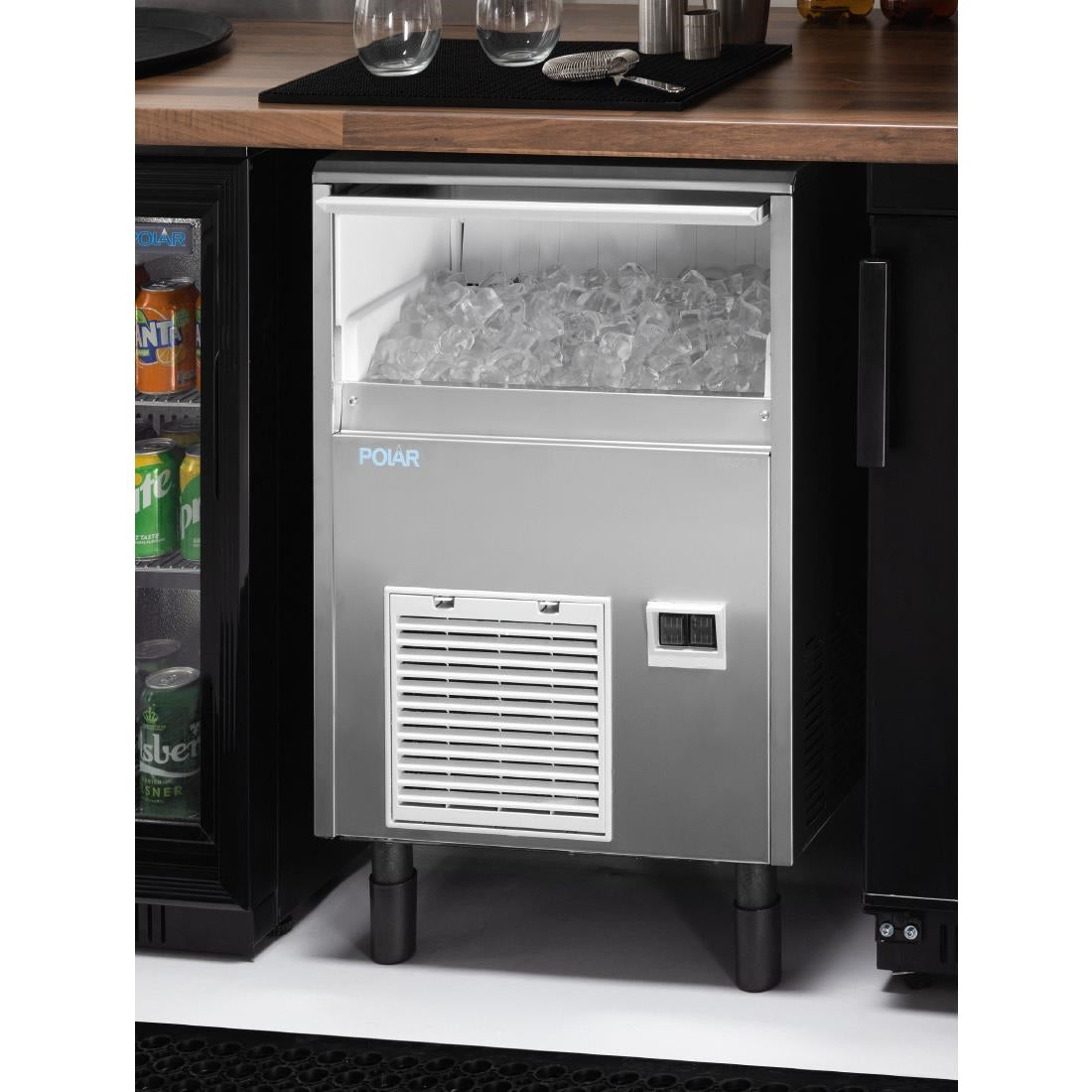 UA027 Polar U-Series Spray Ice Maker 33kg Output UA027