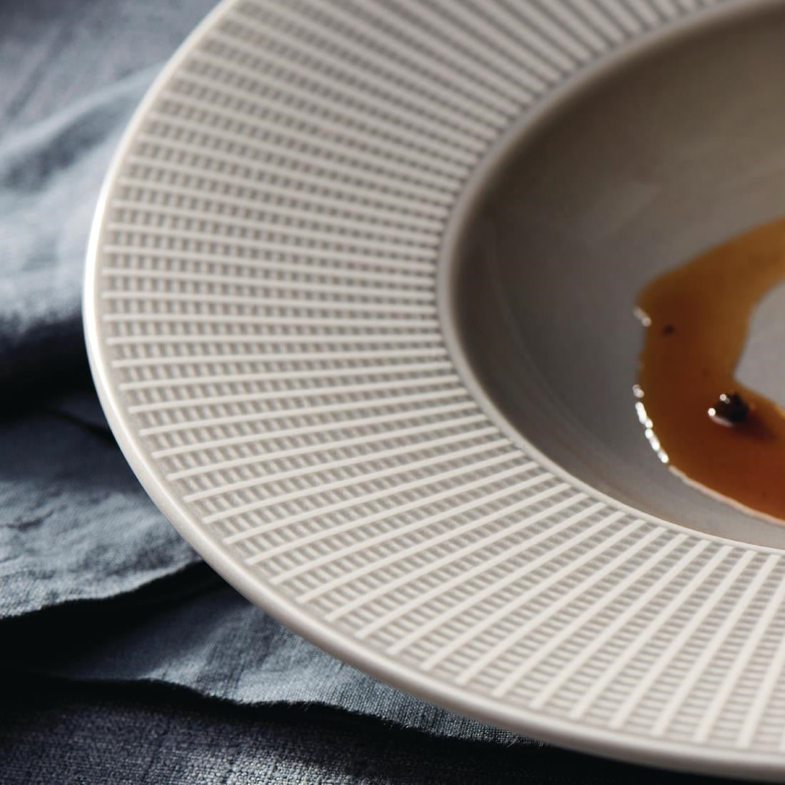 VV1799 Steelite Willow Mist Gourmet Deep Rimmed Bowls Grey 285mm (Pack of 6)