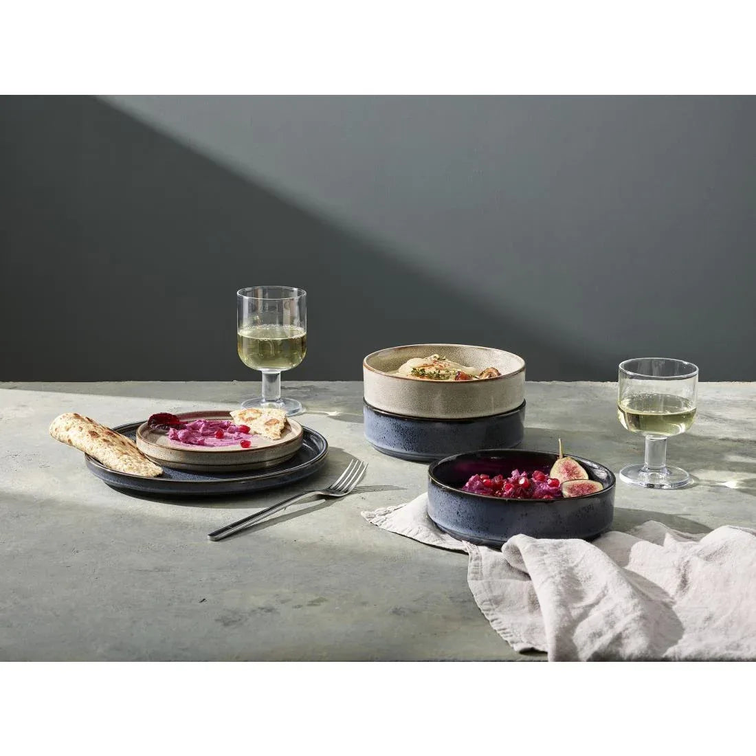 VV2766 Robert Gordon Potters Collection Pier Stack Plates 160mm (Pack of 12) - JD Catering Equipment Solutions Ltd