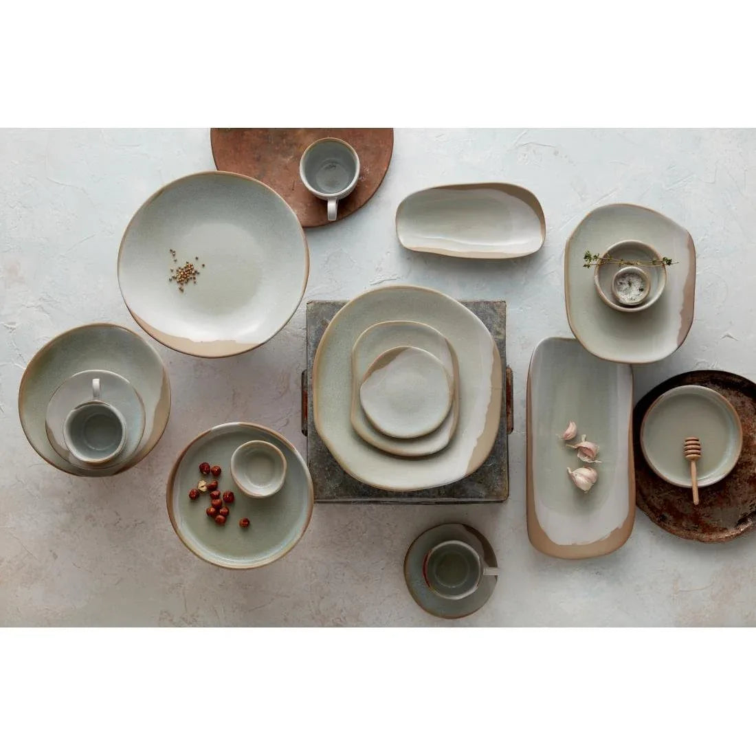 VV3601 Robert Gordon Forager Stackable Bowl 152mm Dia 384ml (Box 24)(Direct) - JD Catering Equipment Solutions Ltd