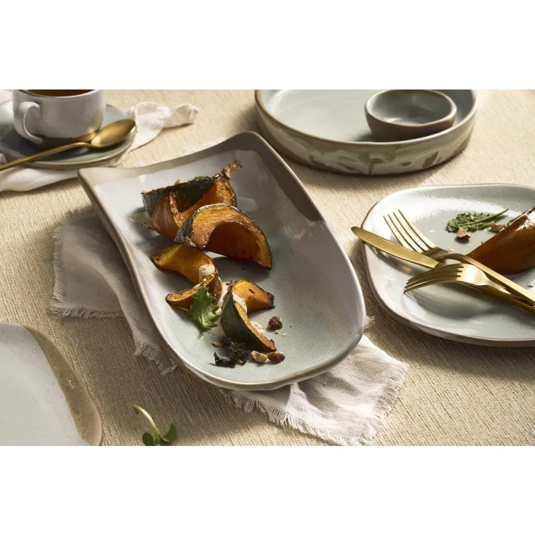 VV3596 Robert Gordon Forager Tray 343x173mm (Box 6)(Direct) - JD Catering Equipment Solutions Ltd