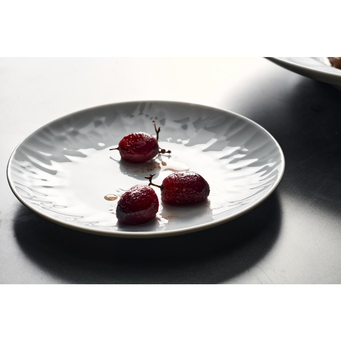 VV3739 Steelite Atelier Coupe Plates 270mm (Pack of 12)