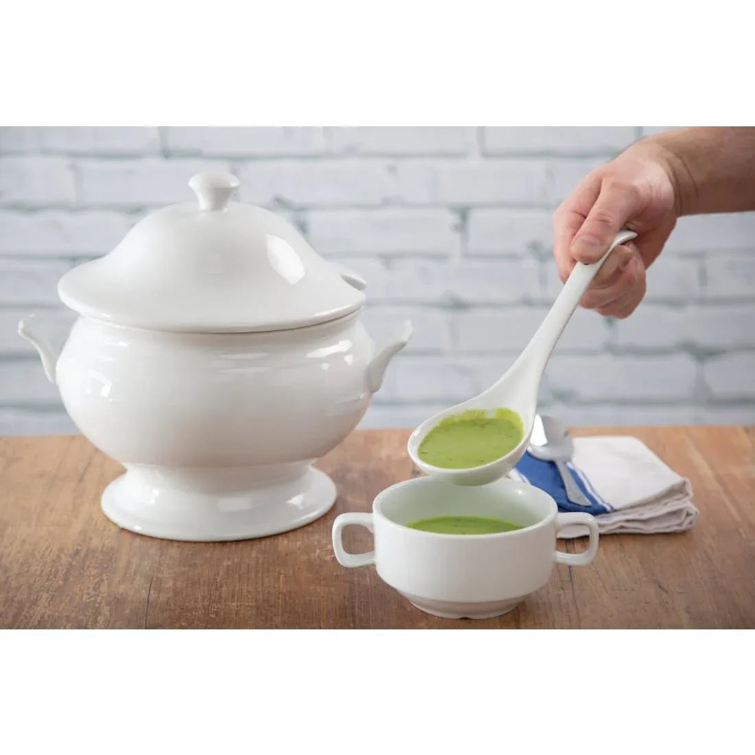 Y094 Olympia Soup Tureen and Ladle 2.5Ltr 88oz - JD Catering Equipment Solutions Ltd
