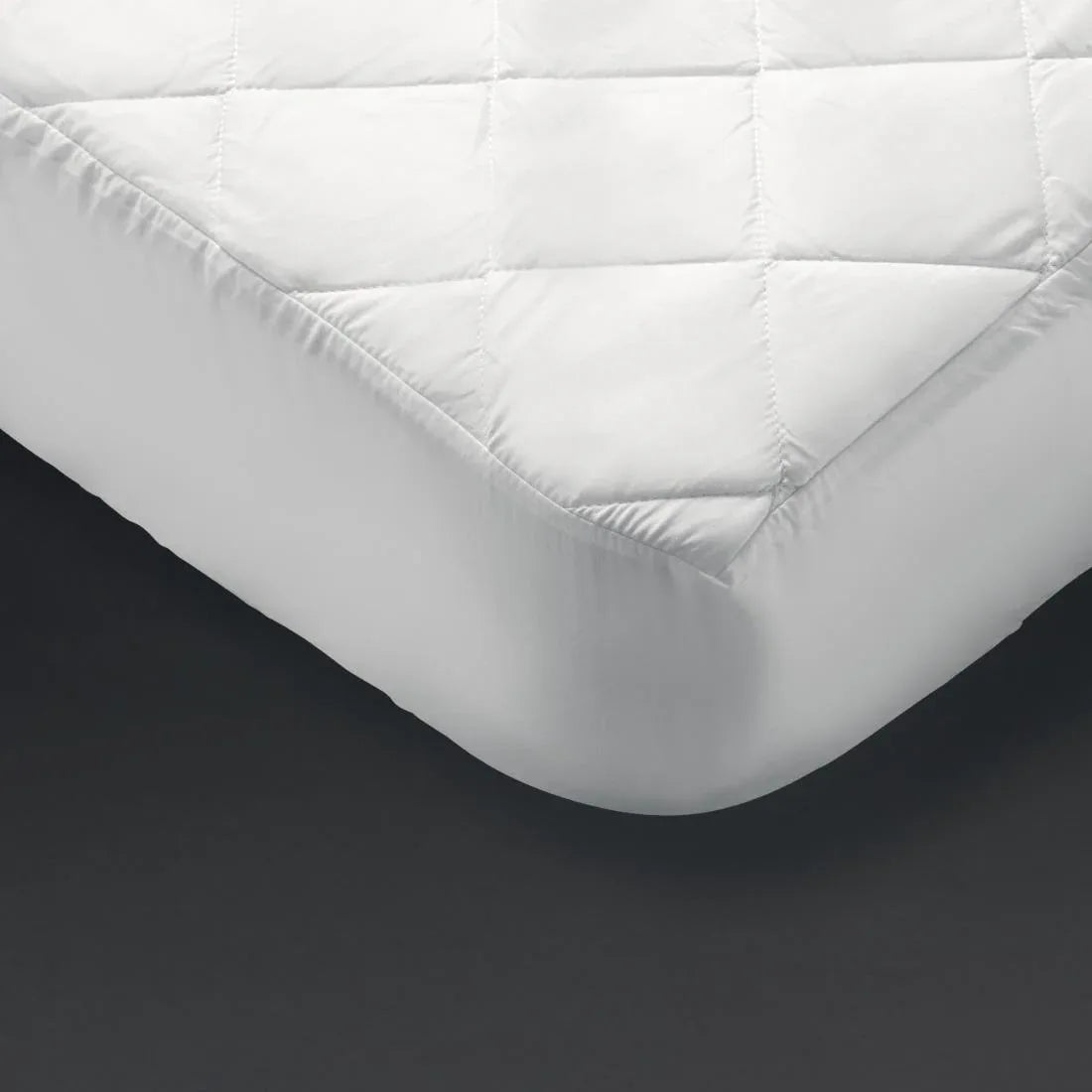 GT838 Mitre Comfort Quiltop Mattress Protector Single - JD Catering Equipment Solutions Ltd