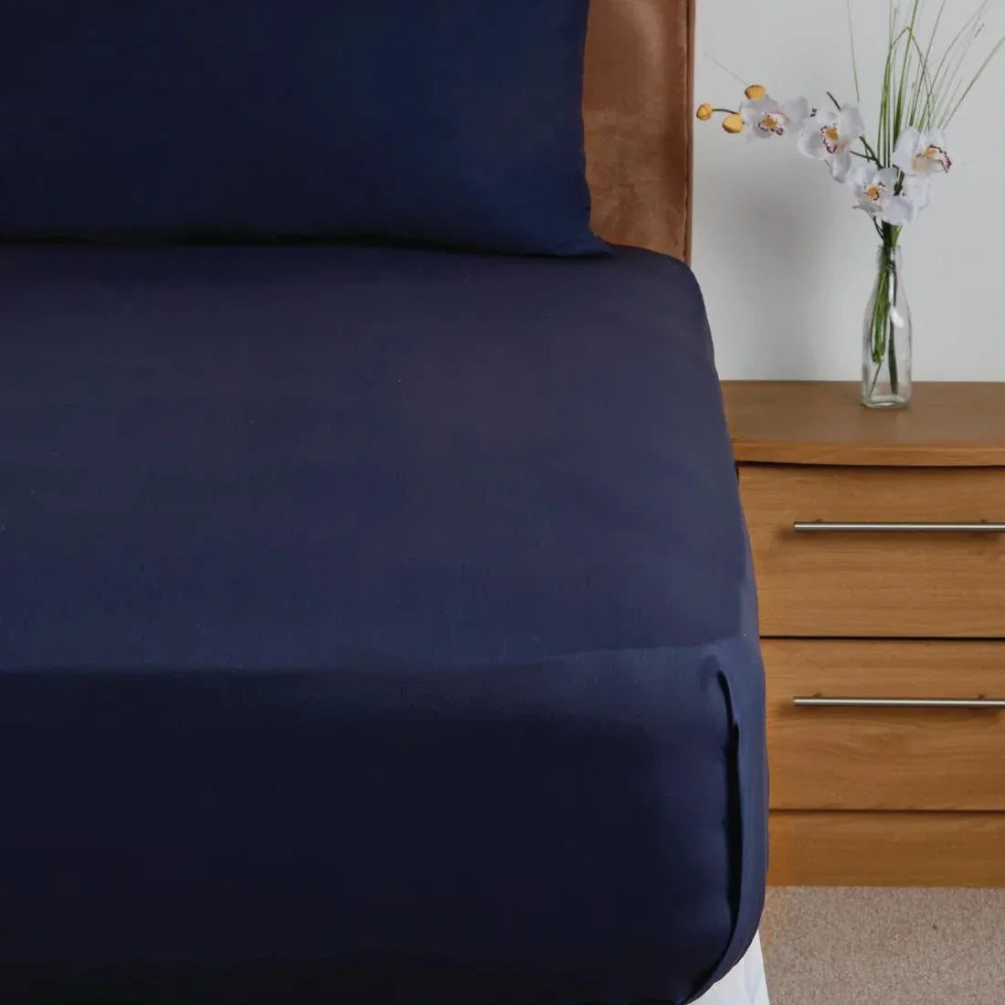 GU336 Mitre Essentials Temir Flat Sheet Navy Single - JD Catering Equipment Solutions Ltd