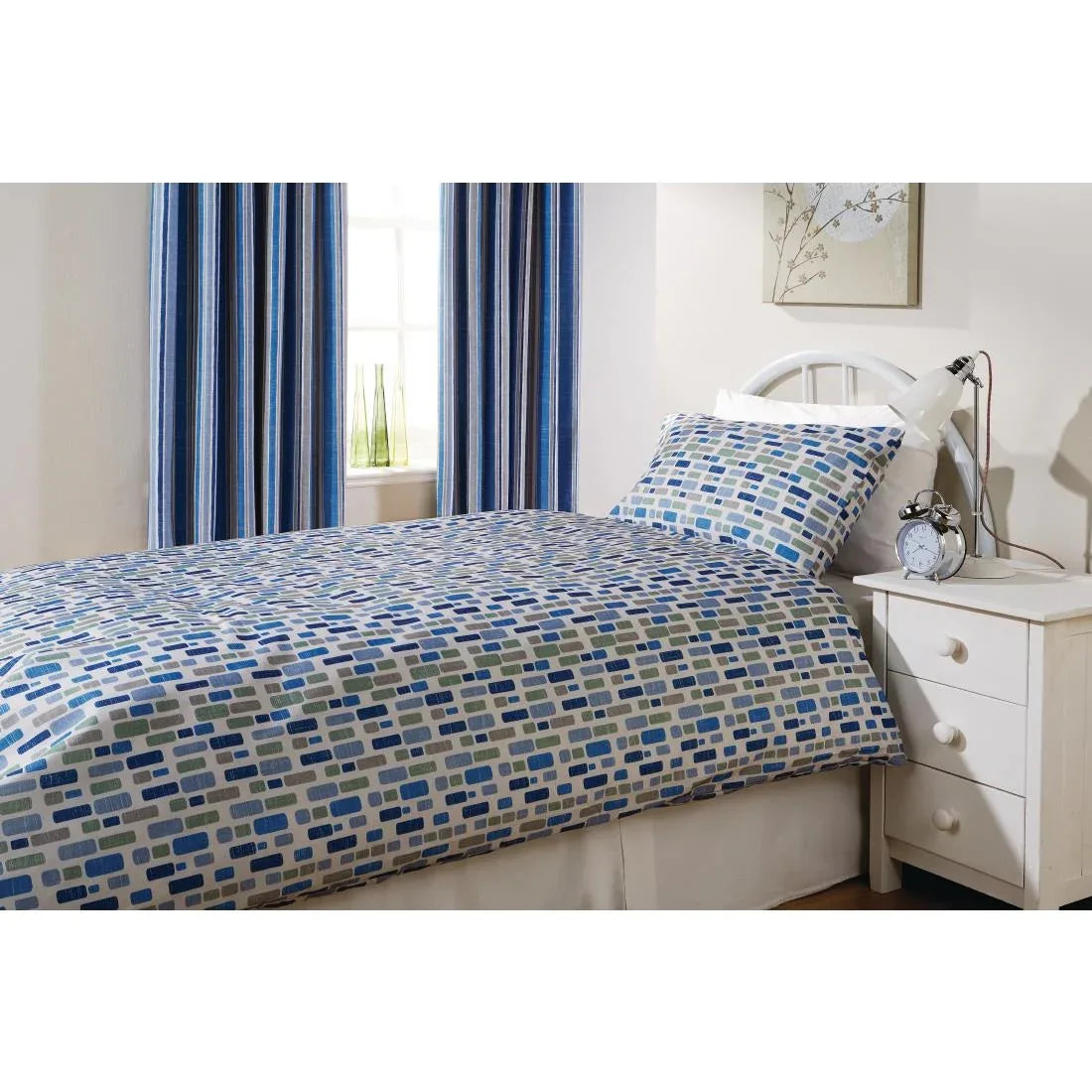 GU371 Mitre Essentials Florence Pebble Duvet Cover Cobalt - JD Catering Equipment Solutions Ltd