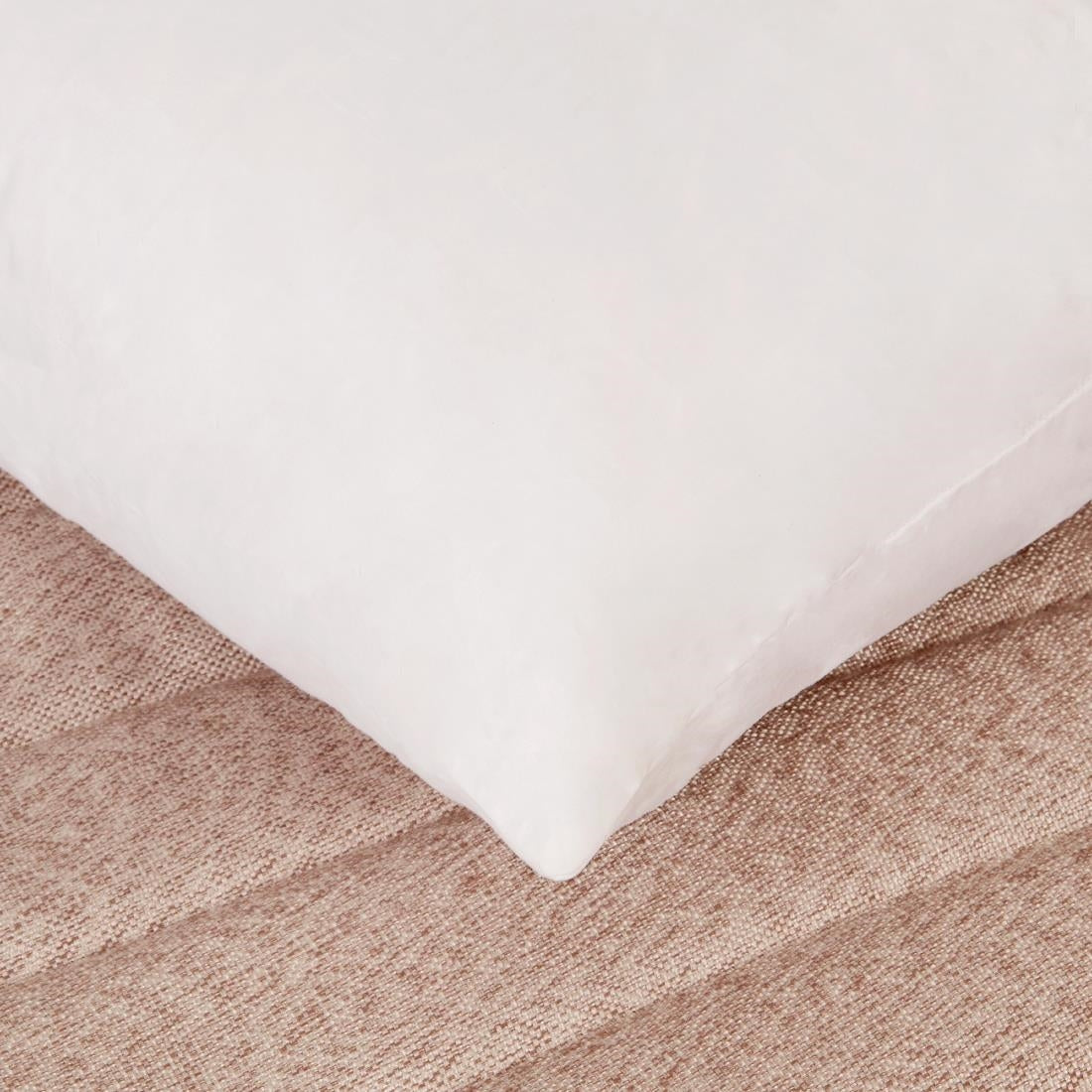 GU468 Mitre Comfort Majestic Pillow Extra Long