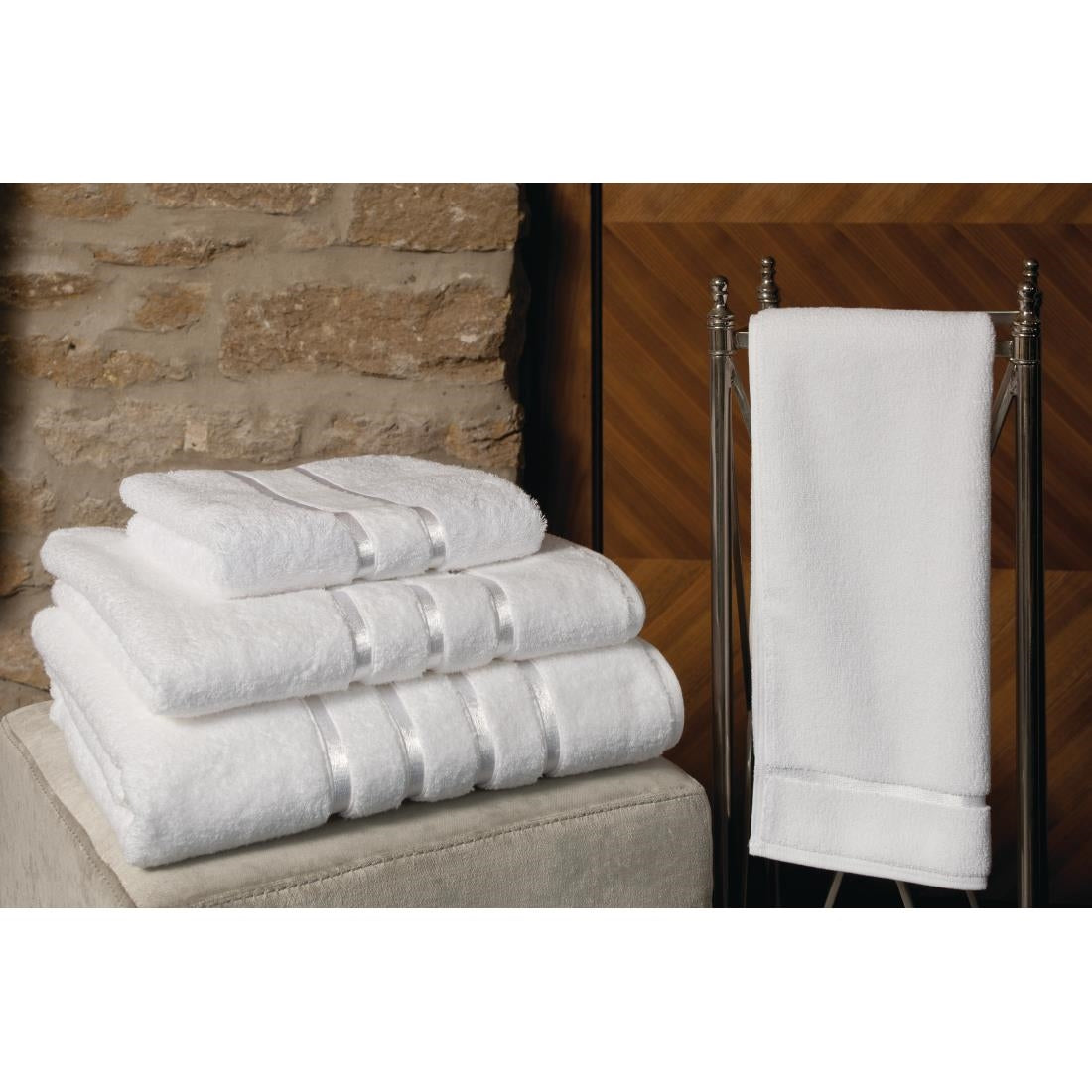 GW308 Mitre Heritage Hampton Bath Towel