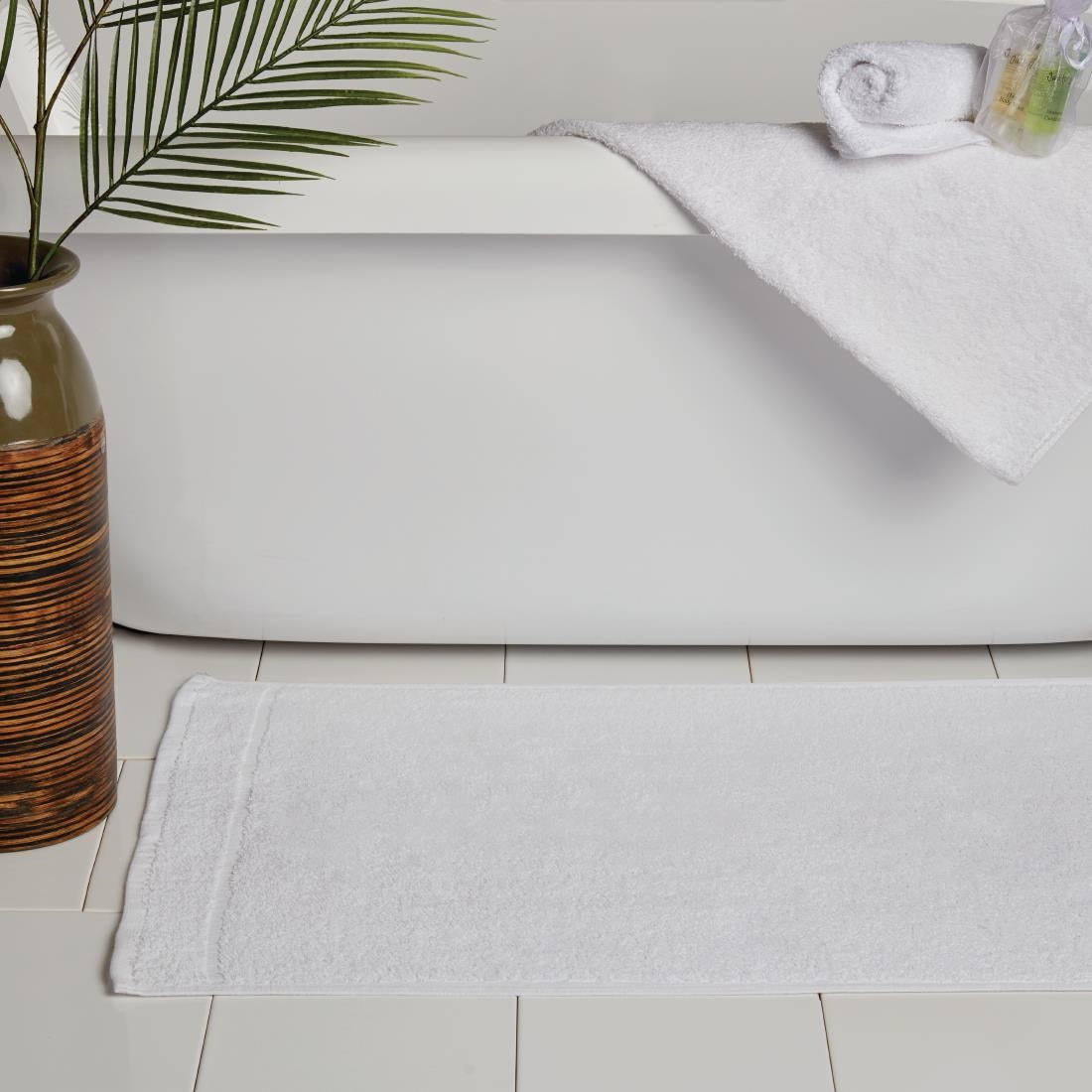 GW306 Mitre Heritage Hampton Bath Mat