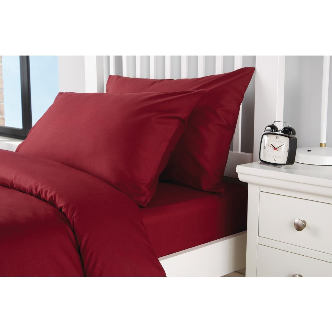 HB916 Mitre Essentials Spectrum Housewife Pillowcase Claret